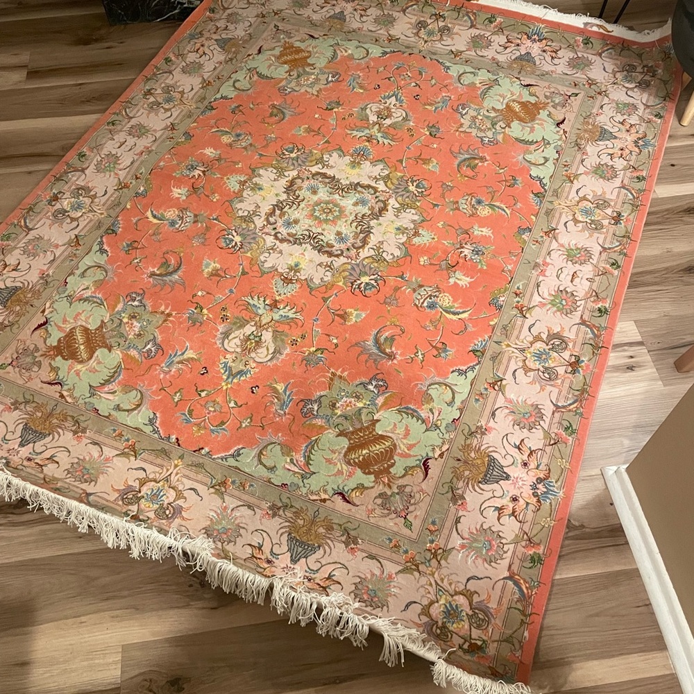 Hand knotted Rug